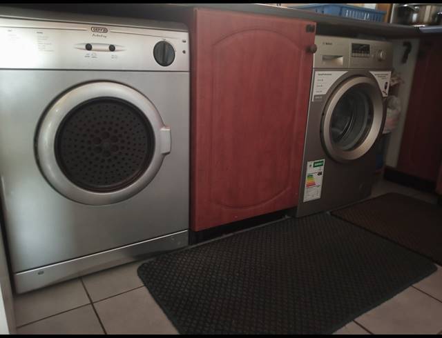 3 BEDROOM APARTMENT FOR SALE IN BENONI WEST